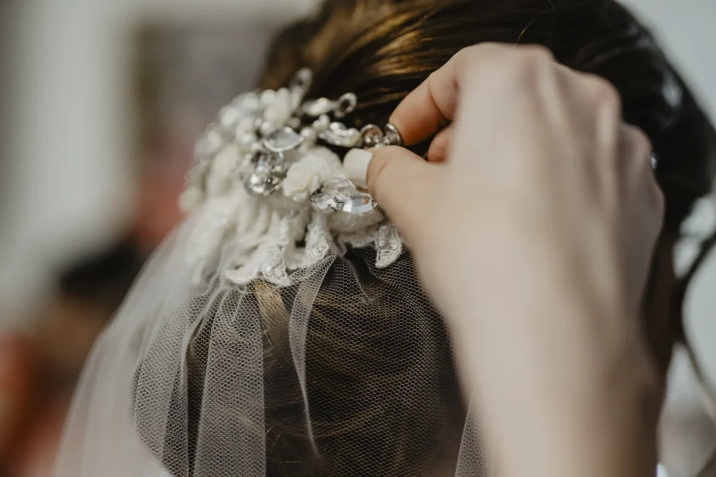 mise au point d'une coiffure de mariée